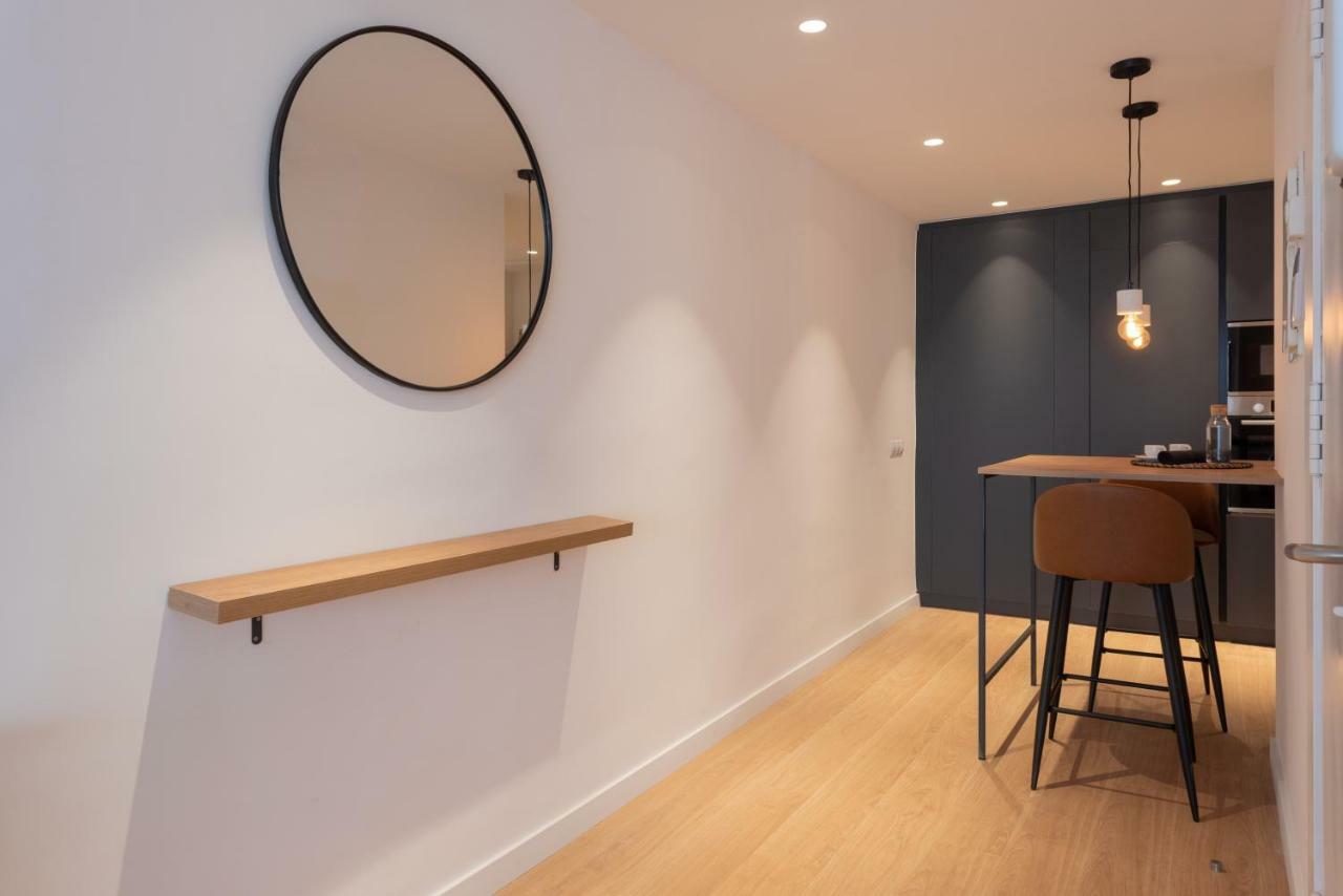 Apartamento Petit Luxe L'Atic Terrassa Exterior foto