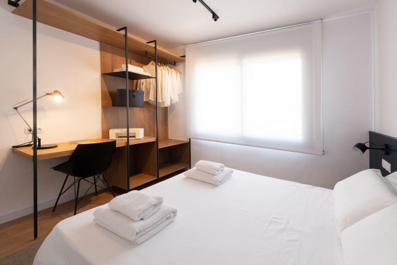 Apartamento Petit Luxe L'Atic Terrassa Exterior foto