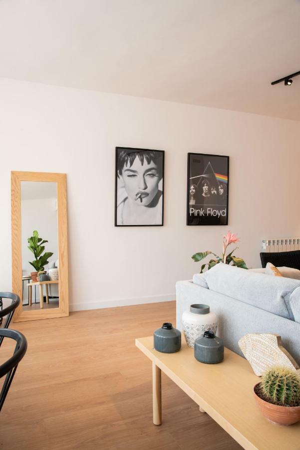 Apartamento Petit Luxe L'Atic Terrassa Exterior foto