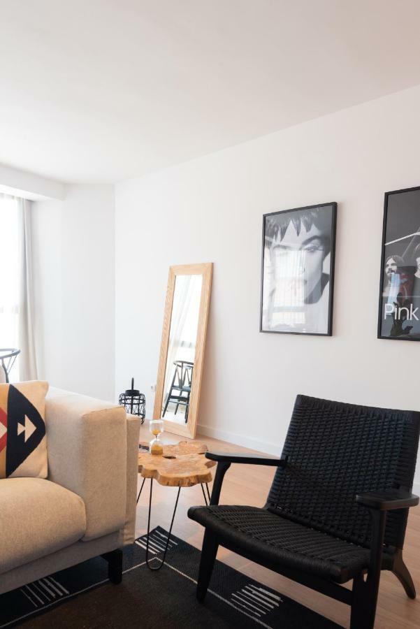 Apartamento Petit Luxe L'Atic Terrassa Exterior foto