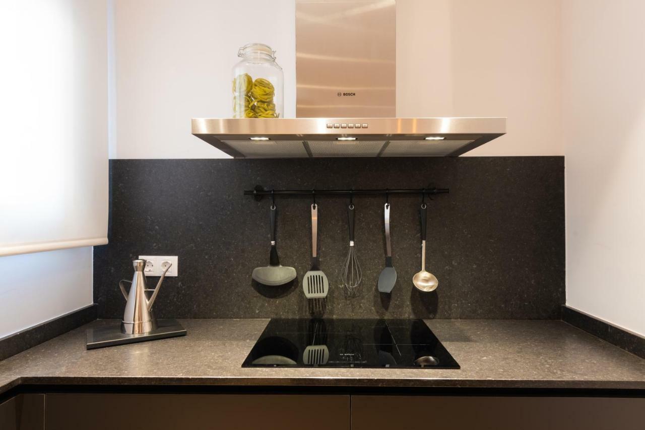 Apartamento Petit Luxe L'Atic Terrassa Exterior foto