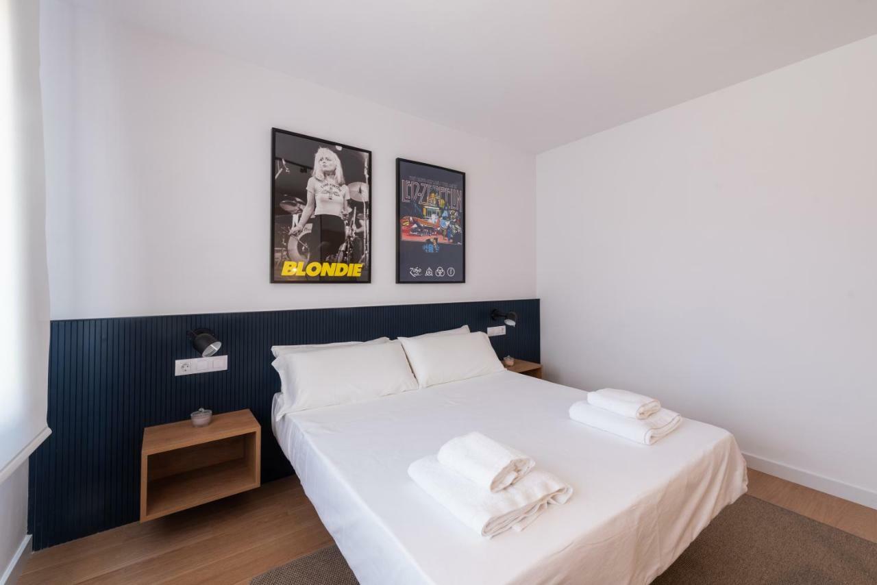 Apartamento Petit Luxe L'Atic Terrassa Exterior foto
