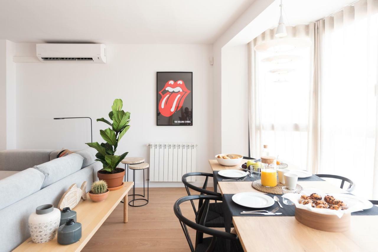 Apartamento Petit Luxe L'Atic Terrassa Exterior foto